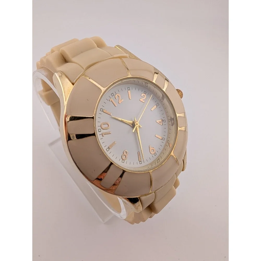 Women's Quartz Watch 42mm Gold Case Beige Silicone Band-‎ New Battery